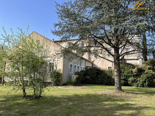  Immeuble � vendre 1684 m�