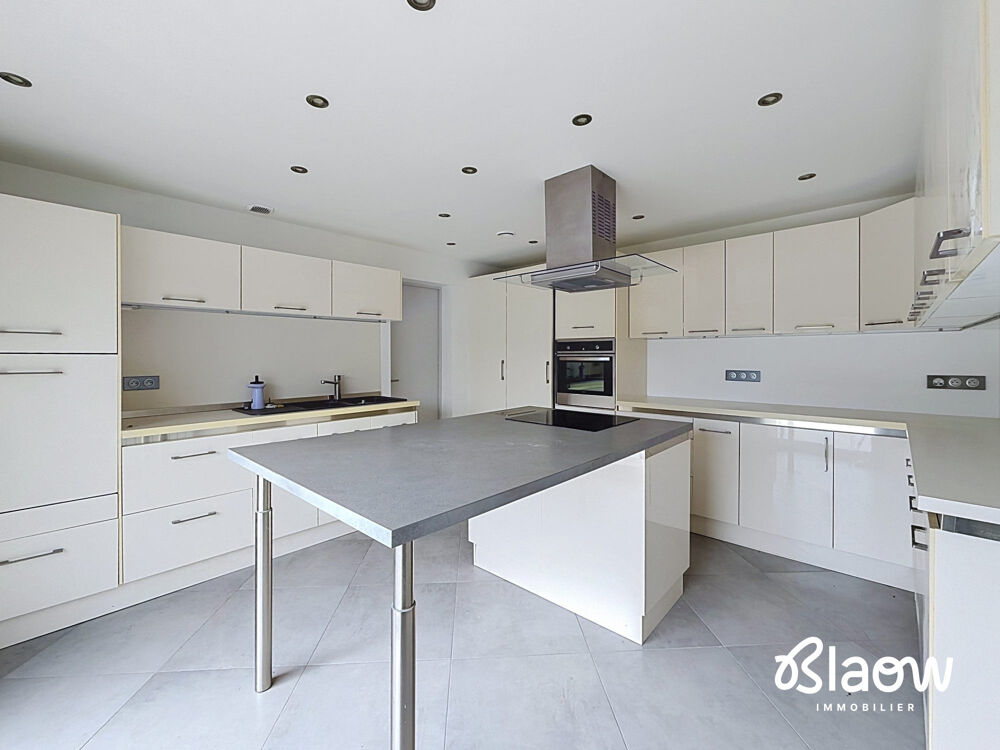 Vente Maison Maison rénovée de 144 m² à vendre à Meyzieu Meyzieu