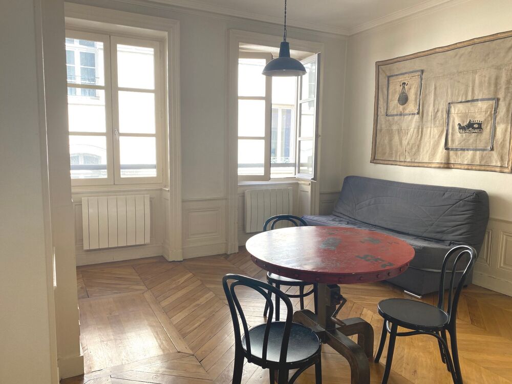 Location Appartement T2 meublé rénové Lyon 2
