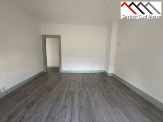  Appartement à louer 2 pièces 56 m²
