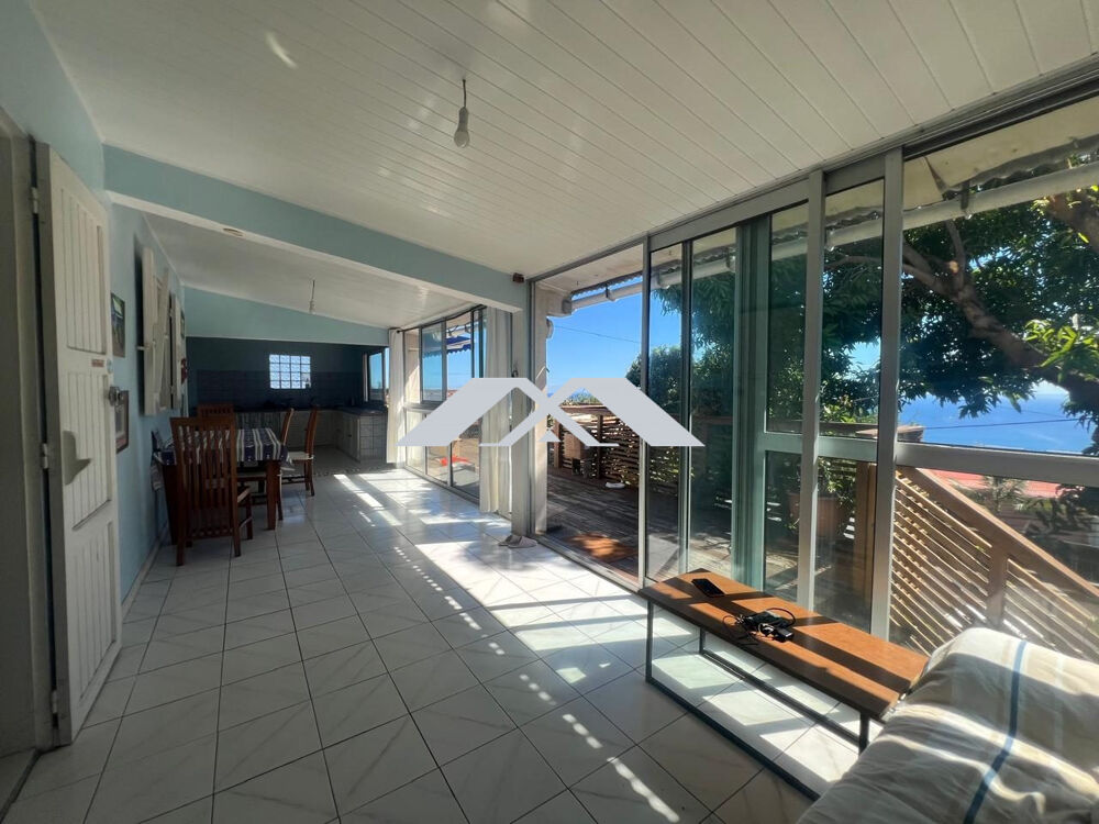 Vente Maison Maison familiale aux beaux volumes et vue mer – Saint-Paul Saint-paul