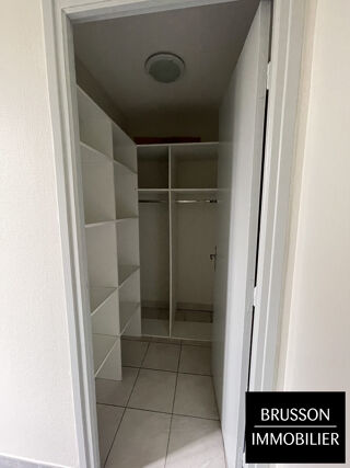  Appartement à louer 2 pièces 42 m²