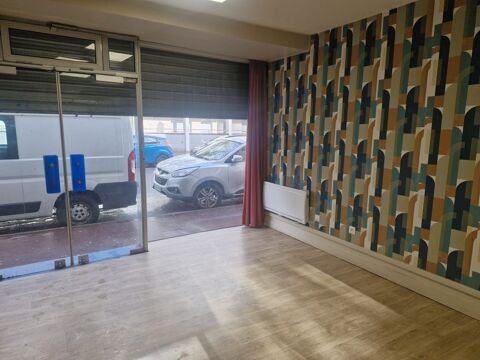   Offre de location d'un local commercial proche de la place Jourd 