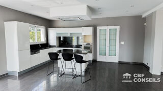  Maison � vendre 8 pi�ces 250 m�