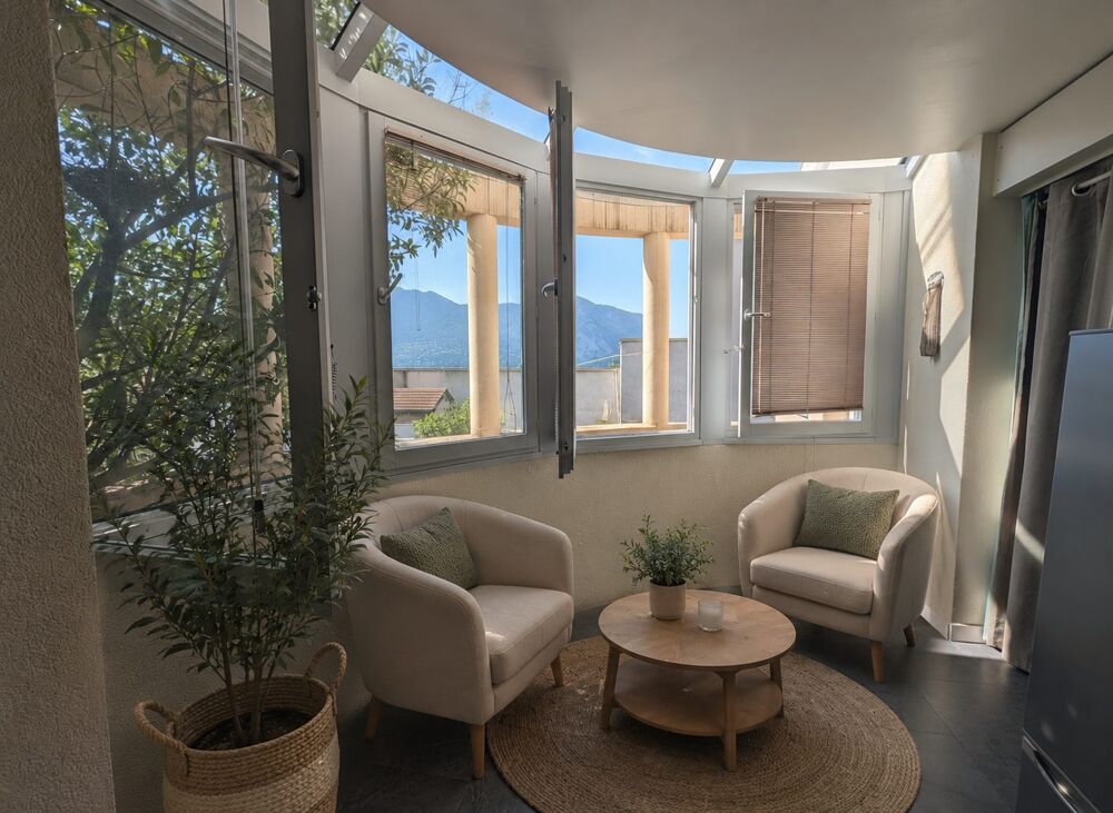 Vente Appartement GAILLARD - APPARTEMENT ATYPIQUE A DEUX PAS DE LA SUISSE Gaillard