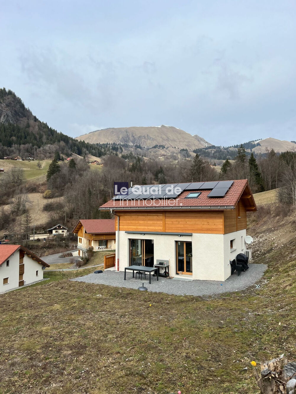 Maison 5 pièces 132 m² · à Le Bouchet-Mont-Charvin · 132 m² · 599 000 €