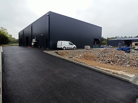   A 10 minutes LIMOGES, Proche Aéroport, Loc 430m² Commerce ! 