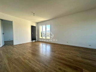  Appartement � vendre 3 pi�ces 75 m�