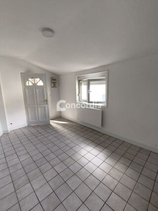  Appartement à louer 1 pièce 19 m²
