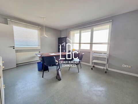 La Chevroli&egrave;re - LOCAL PROFESSIONNEL 95 m&sup2; am&eacute;nag&eacute;s &agrave; vend 278720 44118 La chevroli�re