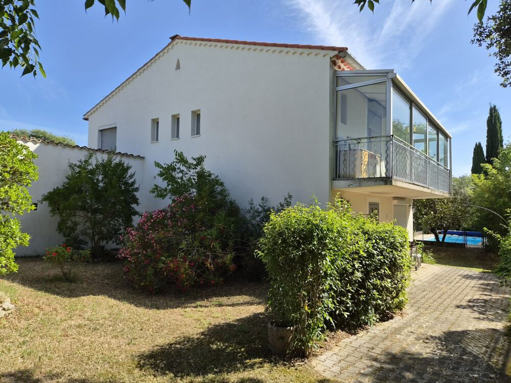 grande villa sur superbe terrain
