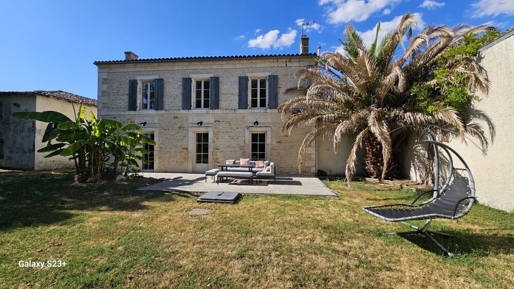 BELLE MAISON EN PIERRE 175 M² AVEC GRAND JARDIN DE 1491 M²