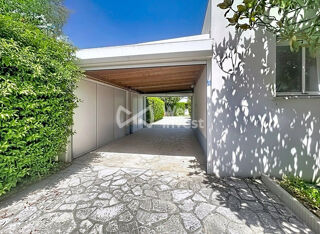  Maison à vendre 7 pièces 254 m²