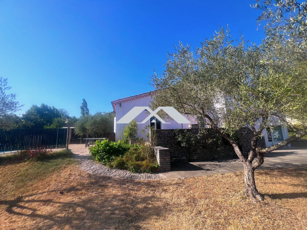 Maison 177 m² Piscine Terrain 2 800 m² constructible Grand gar