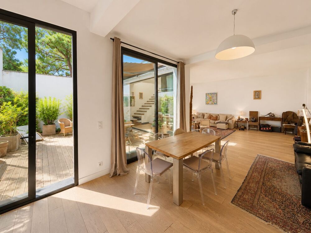 Spacieux Écrin Contemporain aux Portes de Paris (Saint-Cloud -