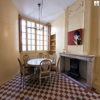  Appartement à louer 4 pièces 106 m²