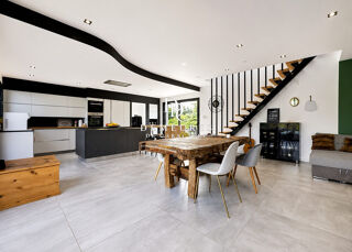  Maison à vendre 6 pièces 252 m²
