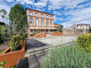  Maison � vendre 9 pi�ces 380 m�