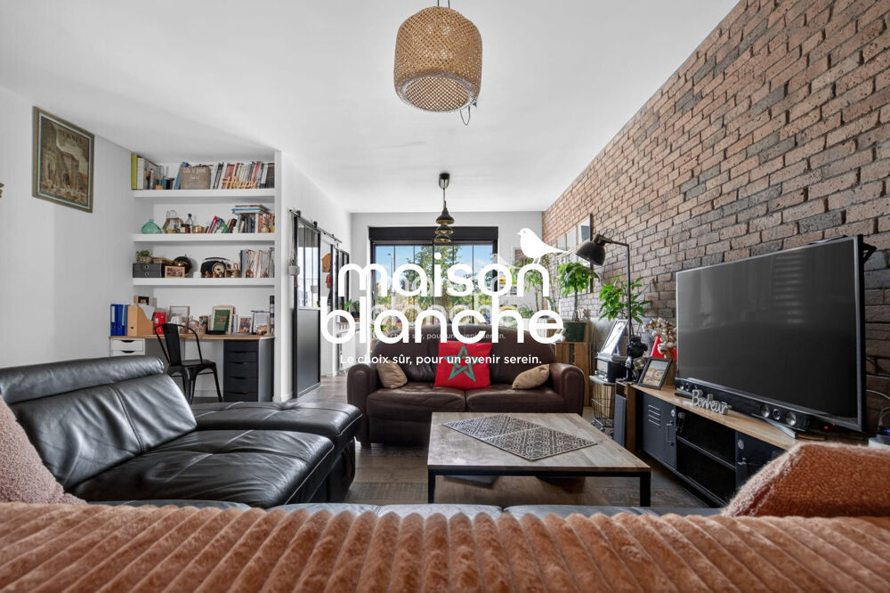 Vente Immeuble Immeuble maison d'habitation et studios indépendants La rochelle
