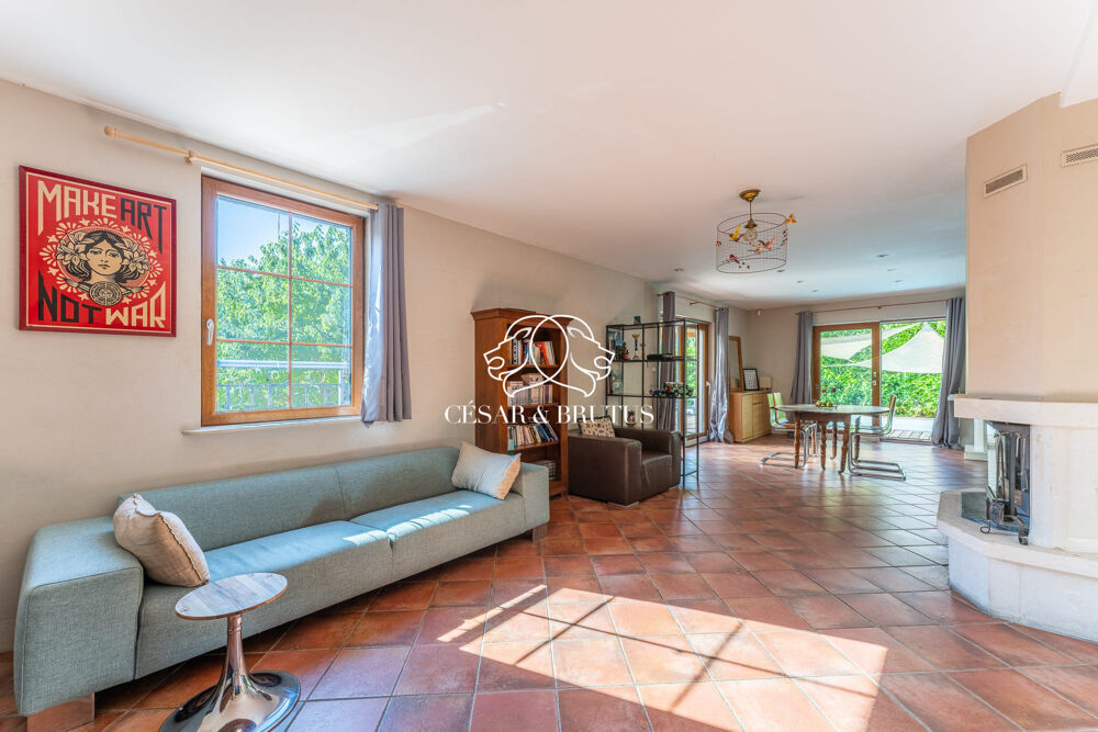 Vente Maison À vendre – Maison familiale de 139 m² avec piscine à Curis- Curis-au-mont-d'or