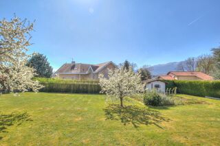  Terrain à vendre 706 m²