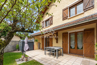  Maison  vendre 15 + pices 367 m