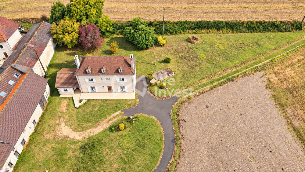 Vente Maison Maison à vendre Scorbé-Clairvaux Scorbé-clairvaux