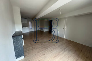  Appartement à louer 3 pièces 74 m²