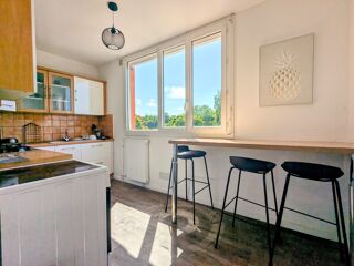  Appartement à louer 4 pièces 73 m²