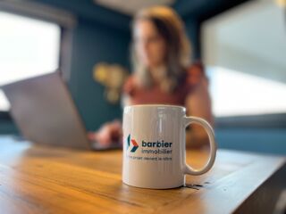  Immeuble � vendre 605 m�