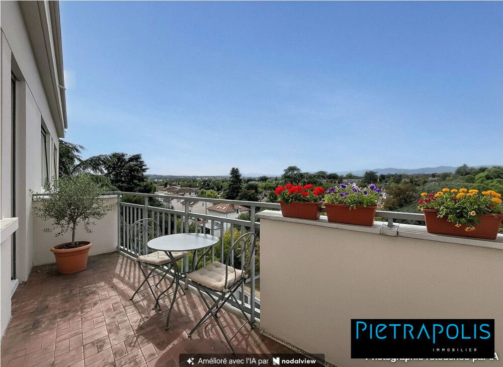 Vente Appartement Appartement T4 avec balcon, cave et garage, en étage élevé, ? Tassin-la-demi-lune