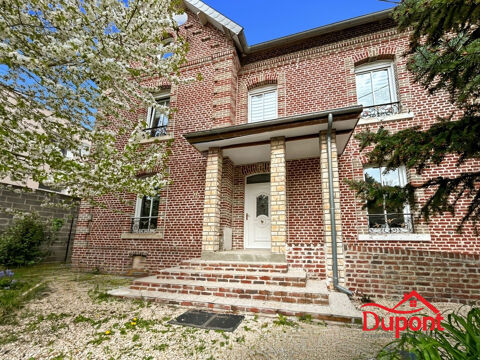   PERLE RARE MAISON DE MA�TRE 3 CHAMBRES, TERRASSE + GARAGES Maison - 5 pi�ce(s) - 214 m�