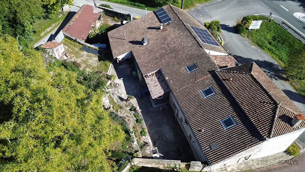 � vendre  Maison Chaniers (17610)