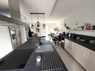  Maison  vendre 6 pices 146 m