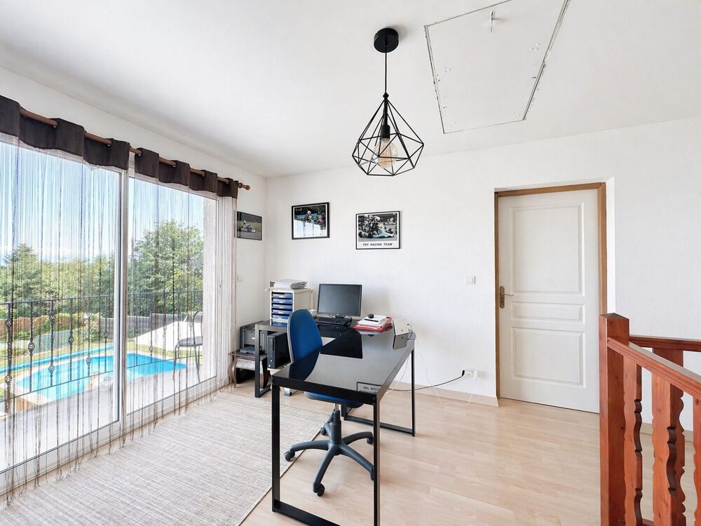 � vendre  Maison �chenevex (01170)