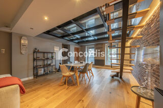  Appartement à louer 3 pièces 141 m²