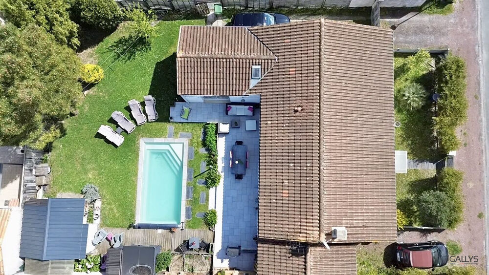 Maison avec piscine située au Chäteau D'Oléron