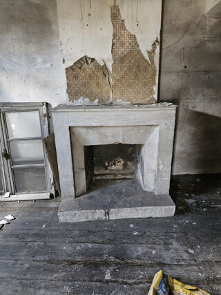  Immeuble à vendre 590 m²