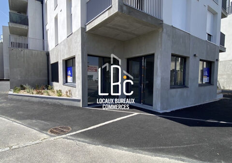 REZ&Eacute; - A louer local commercial 48 m&sup2; 960 44400 Rezé