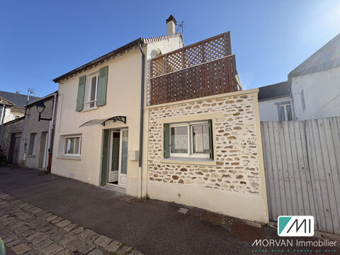   Maison de ville et terrasse entièrement rénovée Maison - 4 pièce(s) - 75 m²