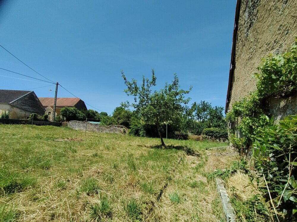 Vente Maison Beau terrain de 500 m² avec belle grange à rénovée! Poiseul-la-ville-et-laperrière