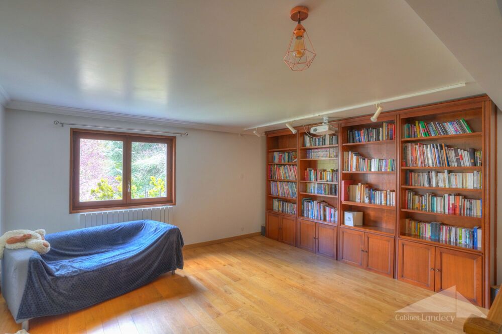 � vendre  Maison Thoiry (01710)