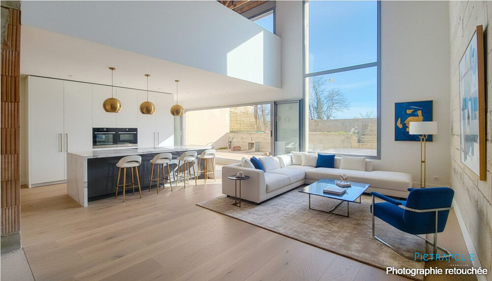Maison en plateau - 200 m2 habitables - Piscine