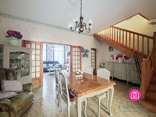  Maison � vendre 10 pi�ces 250 m�