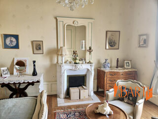  Maison  vendre 15 + pices 480 m