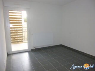  Appartement à louer 2 pièces 1 m²