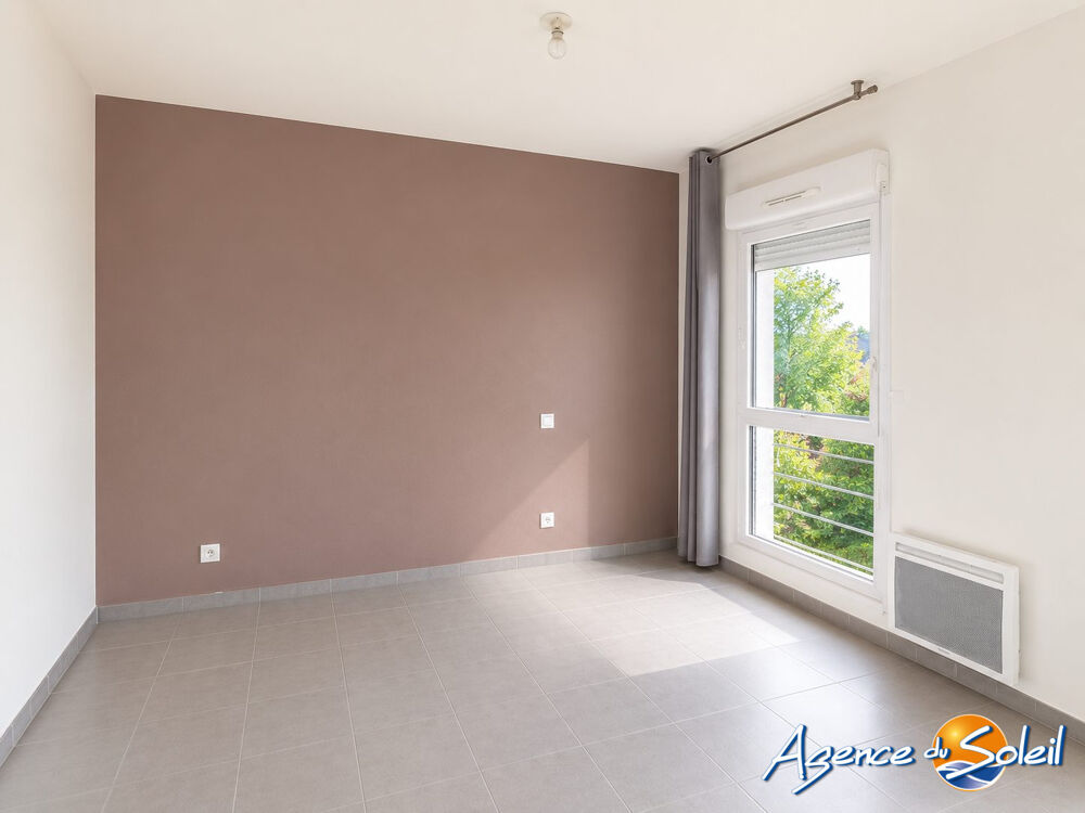 T2 Terrasse et 2 places de parking privatives