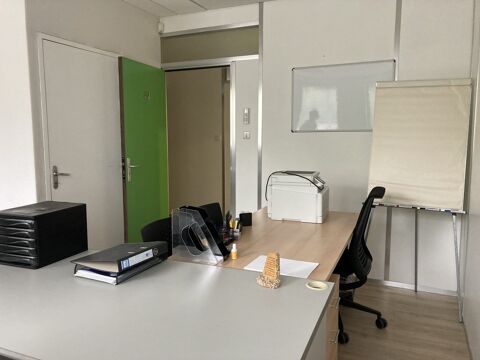   Location très beaux bureaux en parfait état ! 