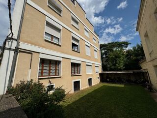  Appartement à louer 2 pièces 51 m²