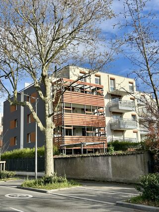  Appartement � louer 4 pi�ces 84 m�